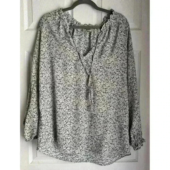 Show me your MUMU women’s medium floral long sleeve top - Picture 1 of 6